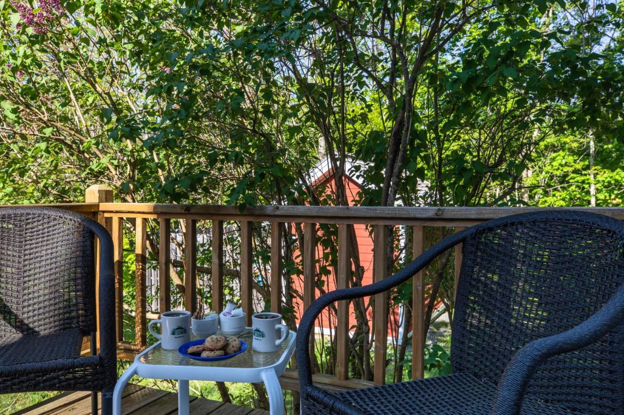 Maple Hill Farm Bed & Breakfast